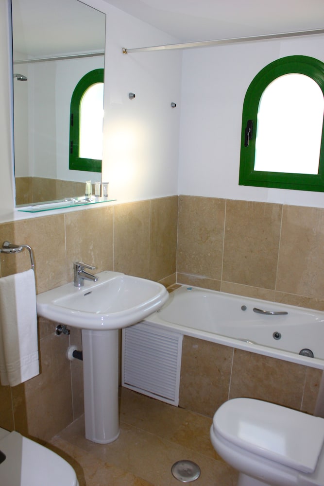Hotel Apartamentos Manilva Sun Ex Apartamentos Pueblo el Goleto Manilva 63/66
