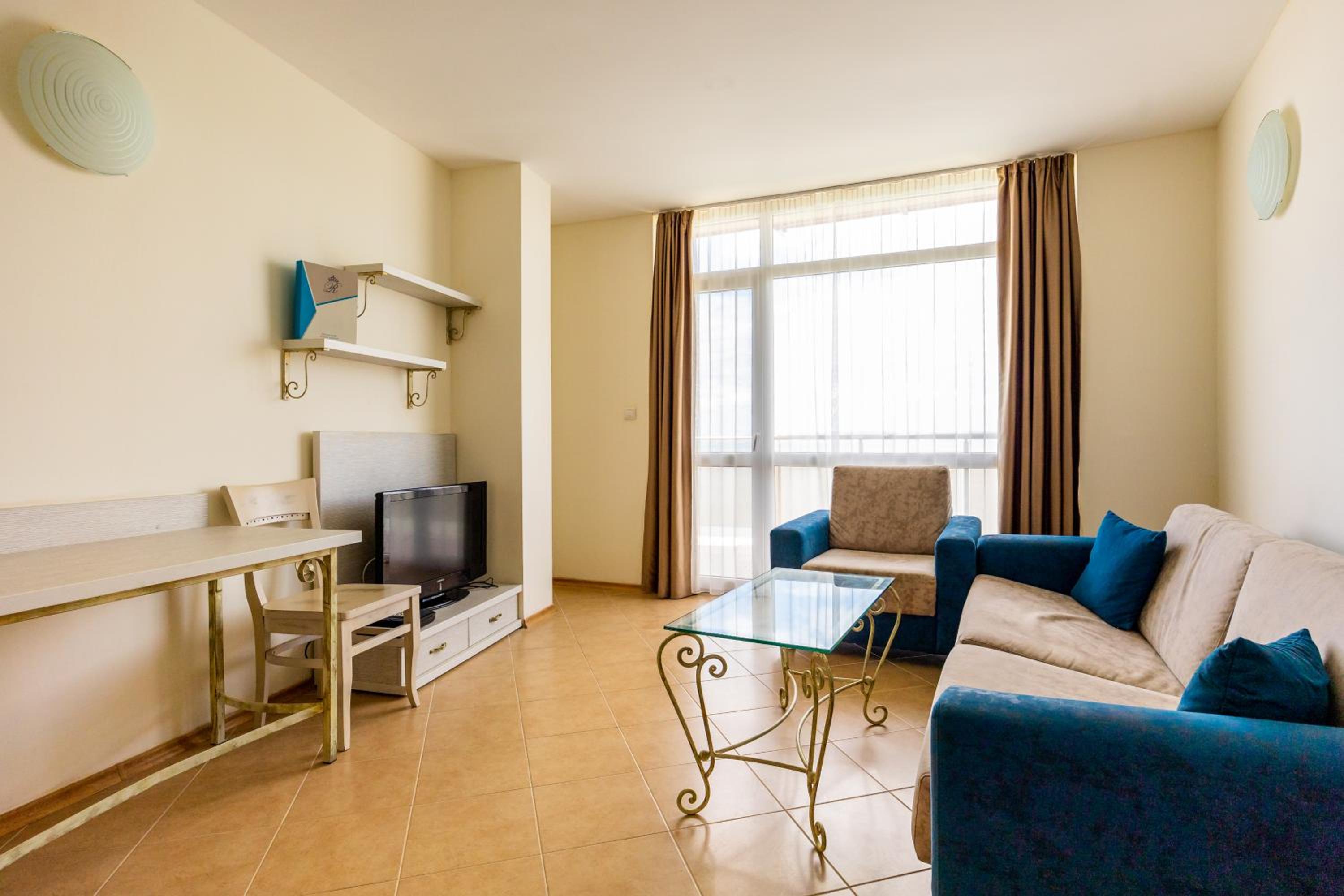 Royal Bay Resort 42/62
