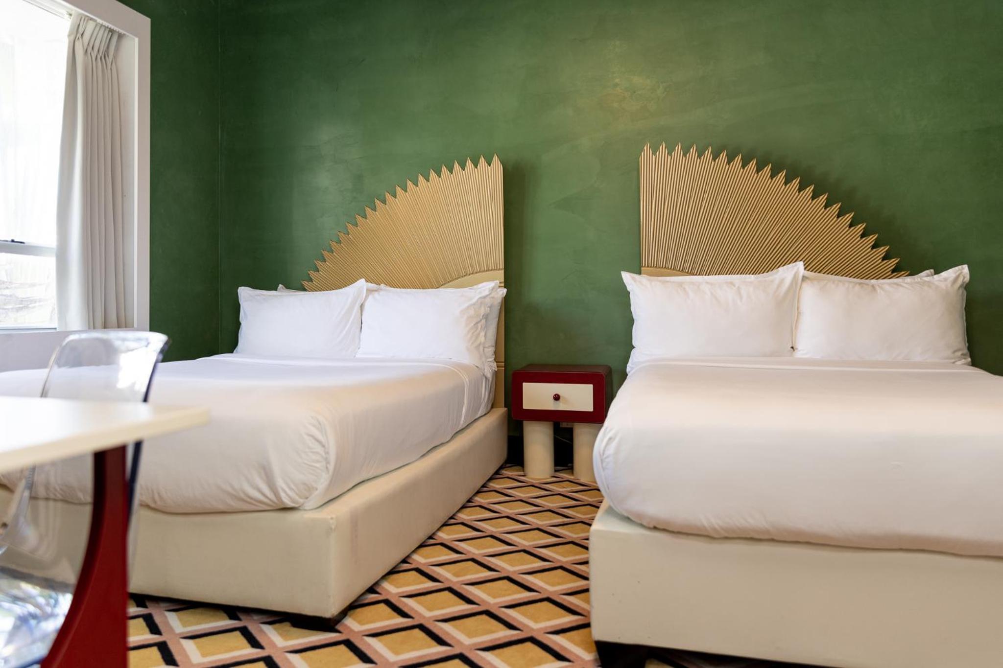 Room, Double Bed