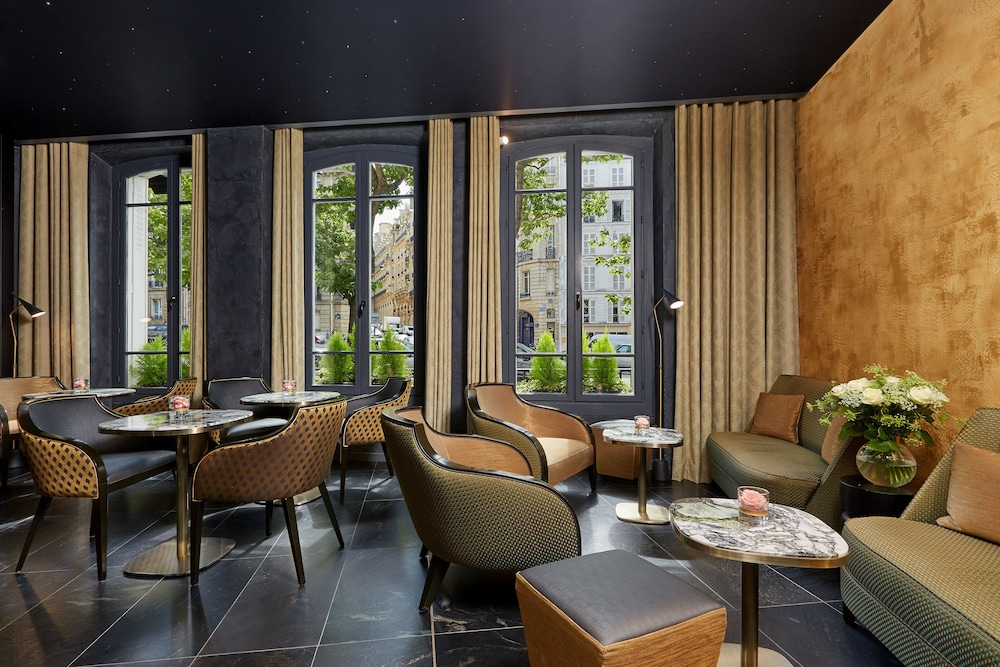 Hotel La Regence Etoile 33/50