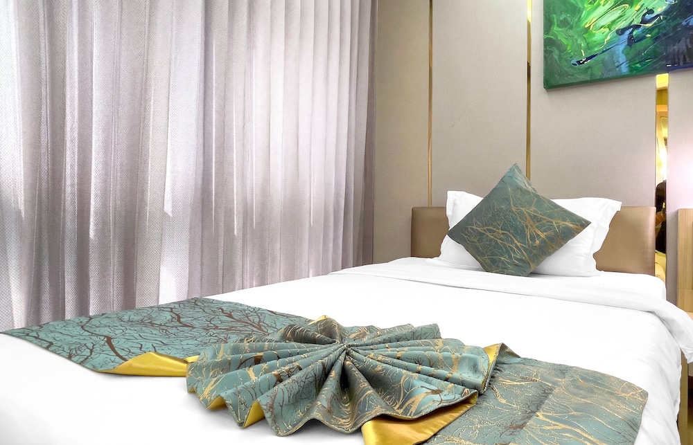 Elegant Bangkok Hotel 17/50