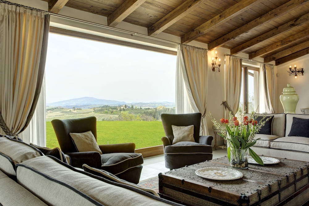 VILLA LE CALVANE 23/50