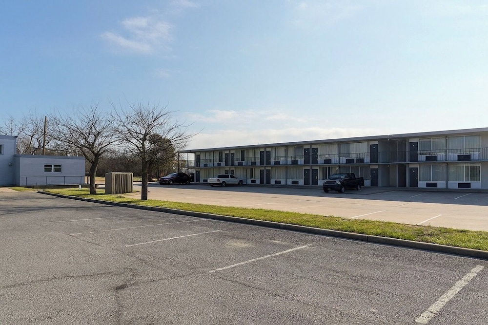 Motel6 Sherman, TX 23/30