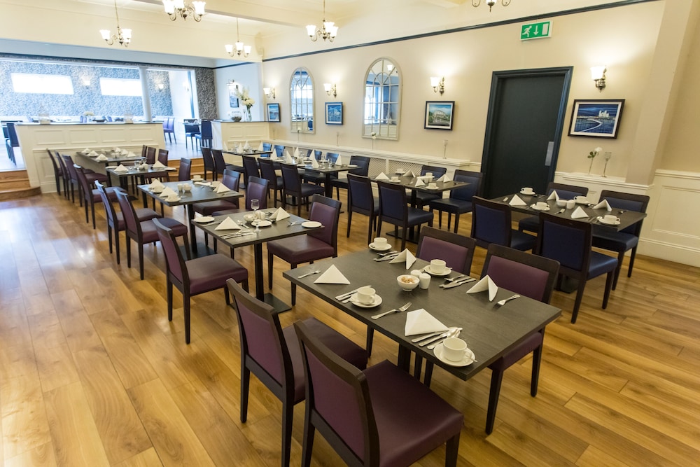 Shamrock Lodge Hotel 43/53