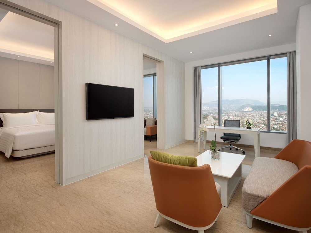 Grand Mercure Lampung 14/25