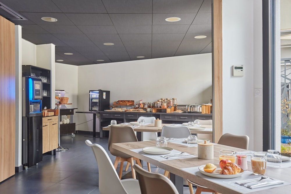 Appart hotel Odalys City Marseille Centre Parc Chanot Velodrome 34/50