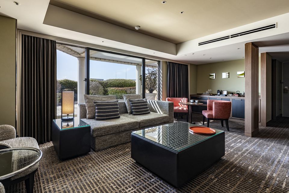 Suite, Single, Garden View