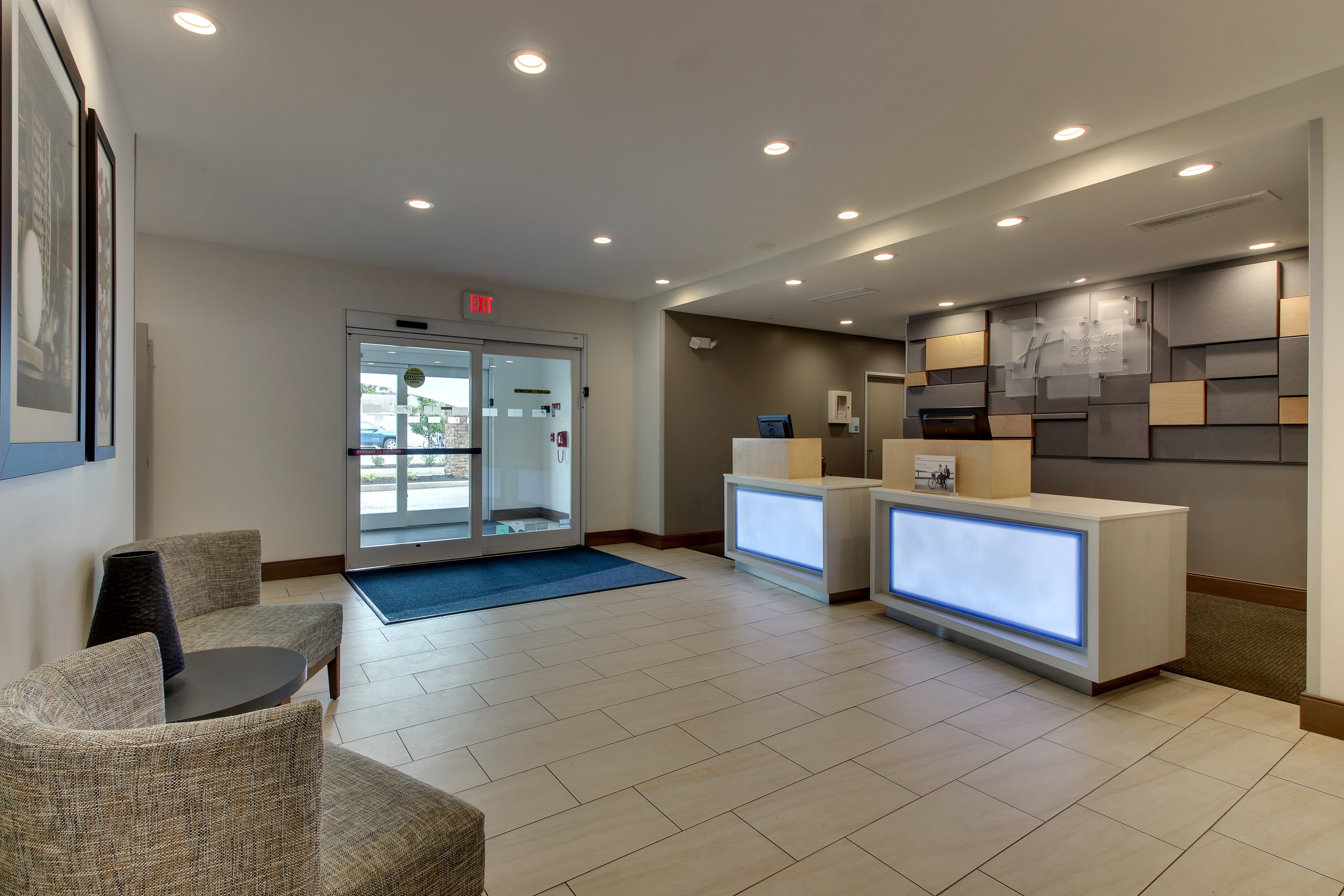 Holiday Inn Express Suites Ithaca 12/69