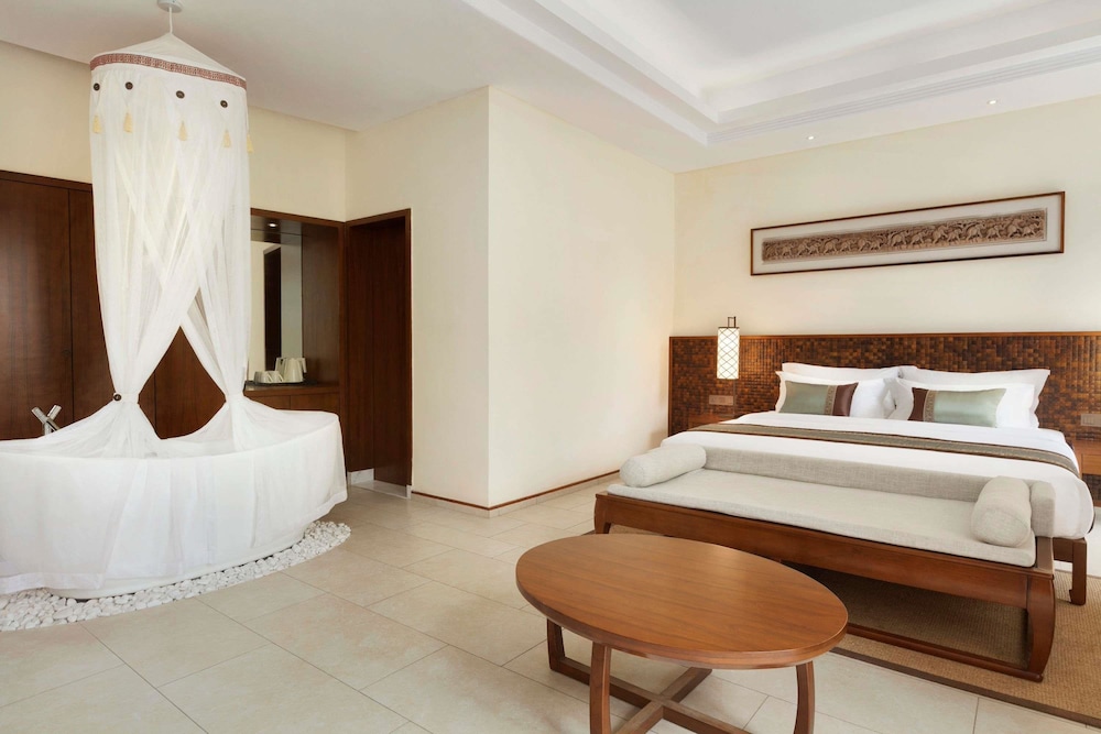 Wyndham Maoming 36/76