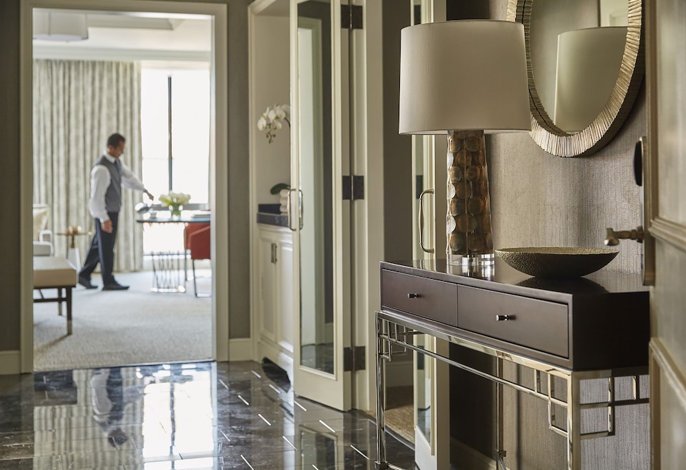 Four Seasons Hotel Washington, DC 24/75
