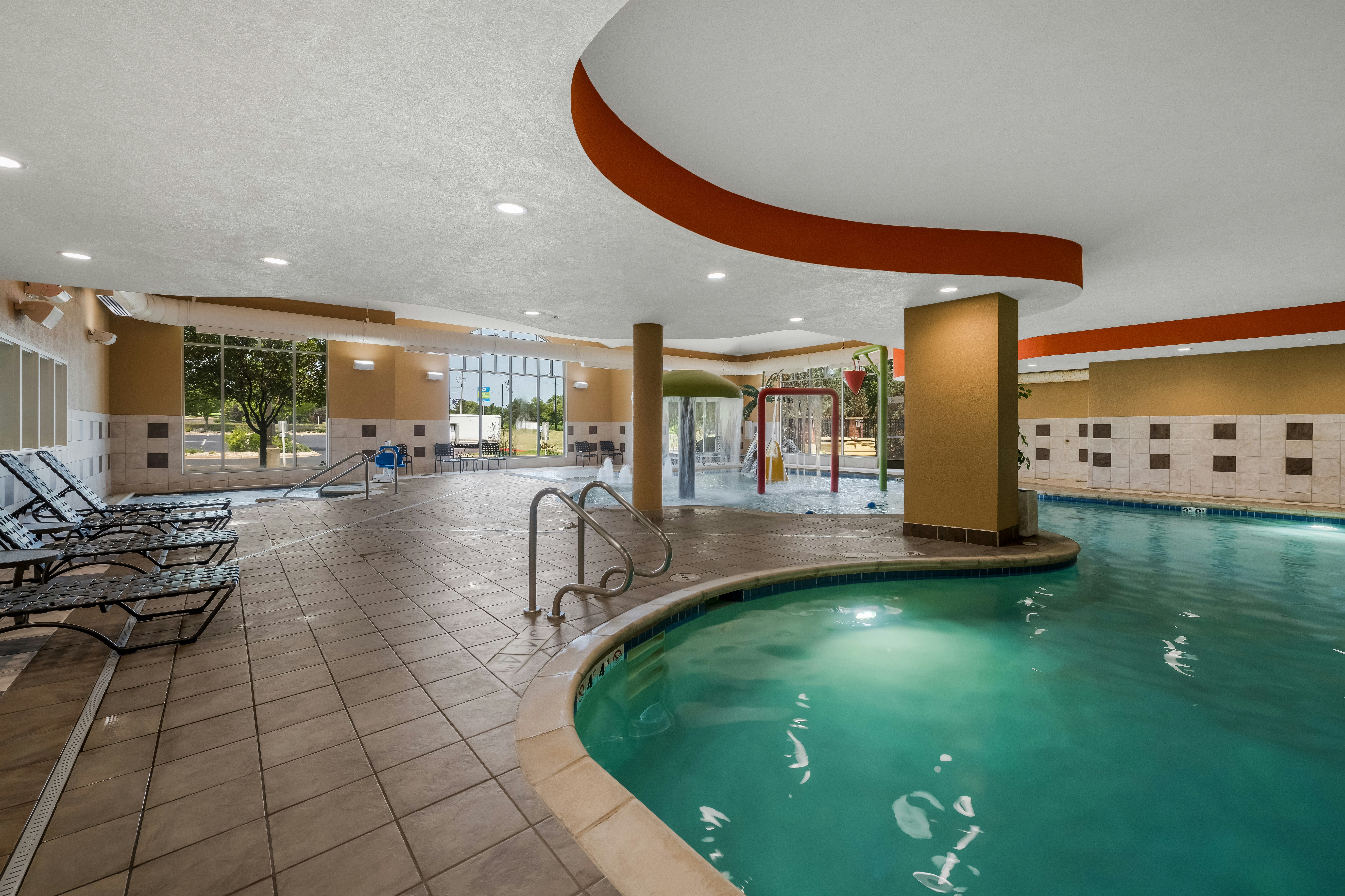 Hilton Garden Inn Rockford 24/64