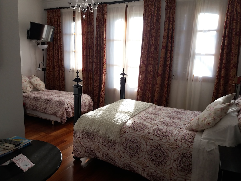 Hotel Segles 34/74