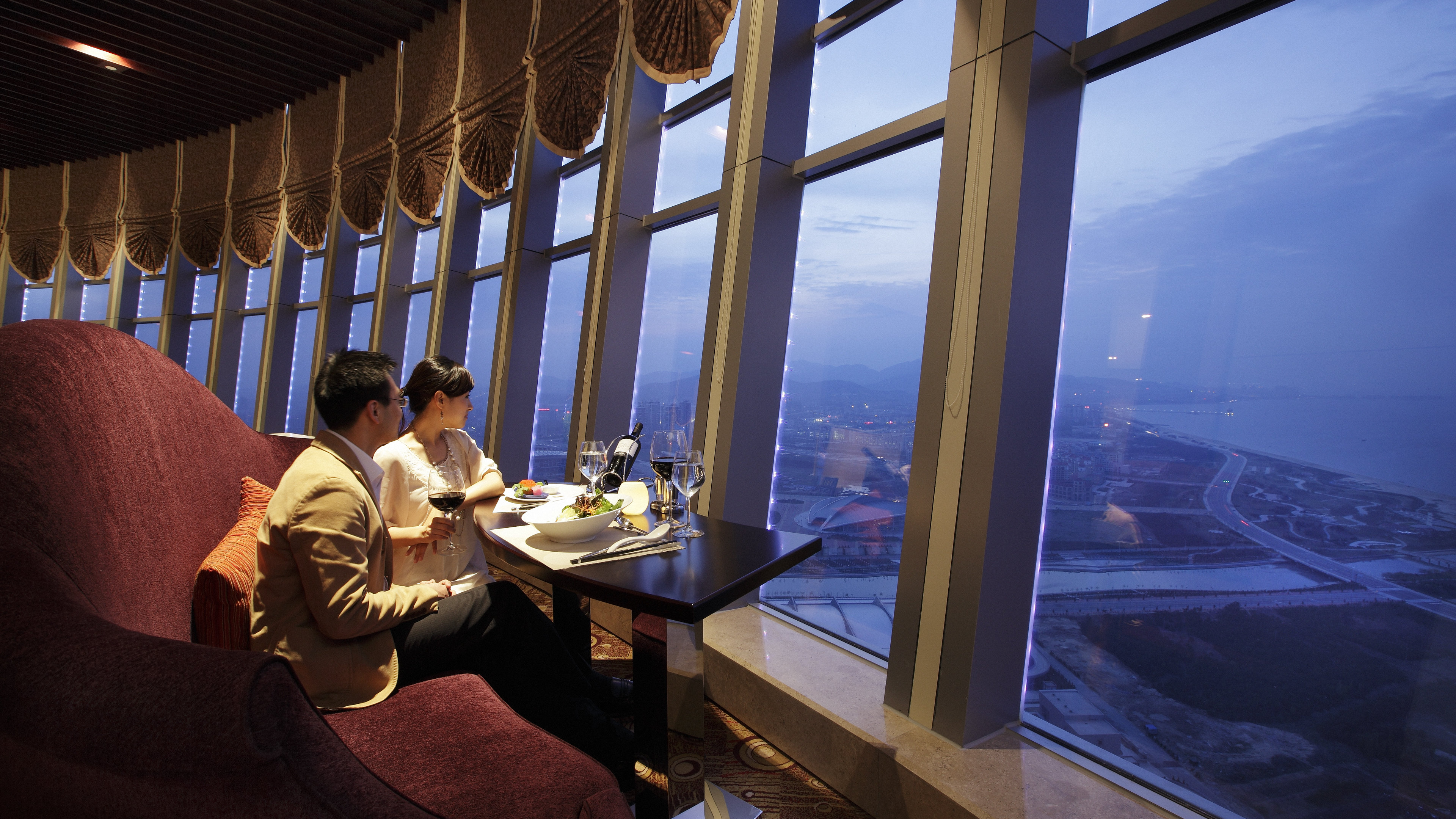 Crowne Plaza Yantai Seaview 39/82