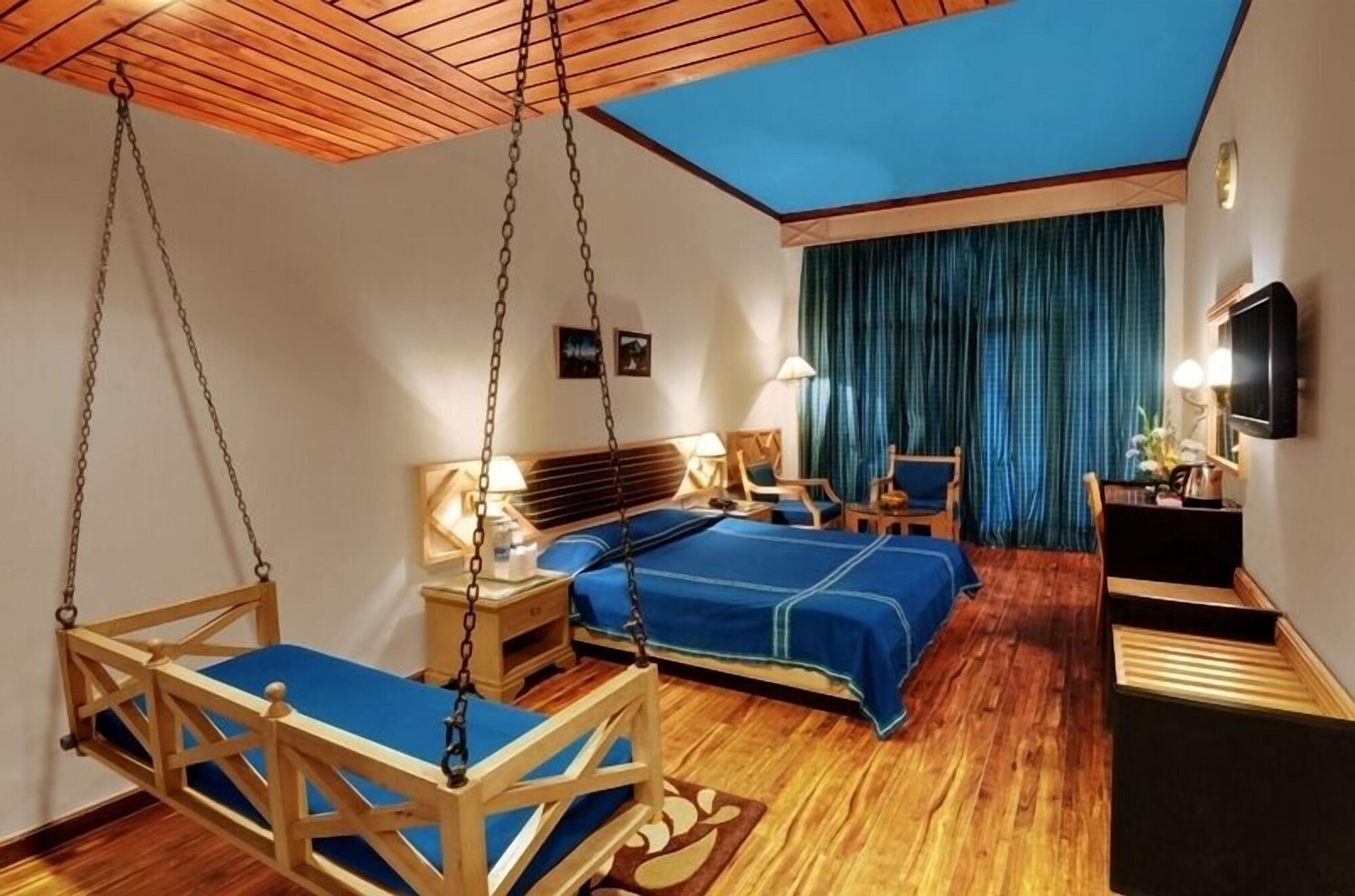 SUPERIOR, DOUBLE BED