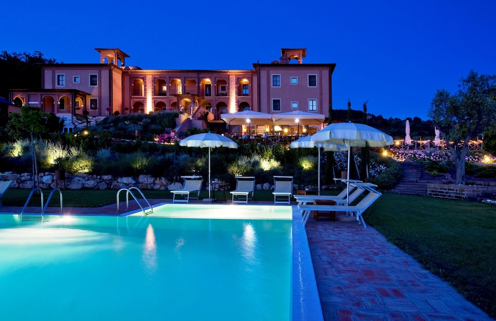 Saturnia Tuscany Hotel 67/70