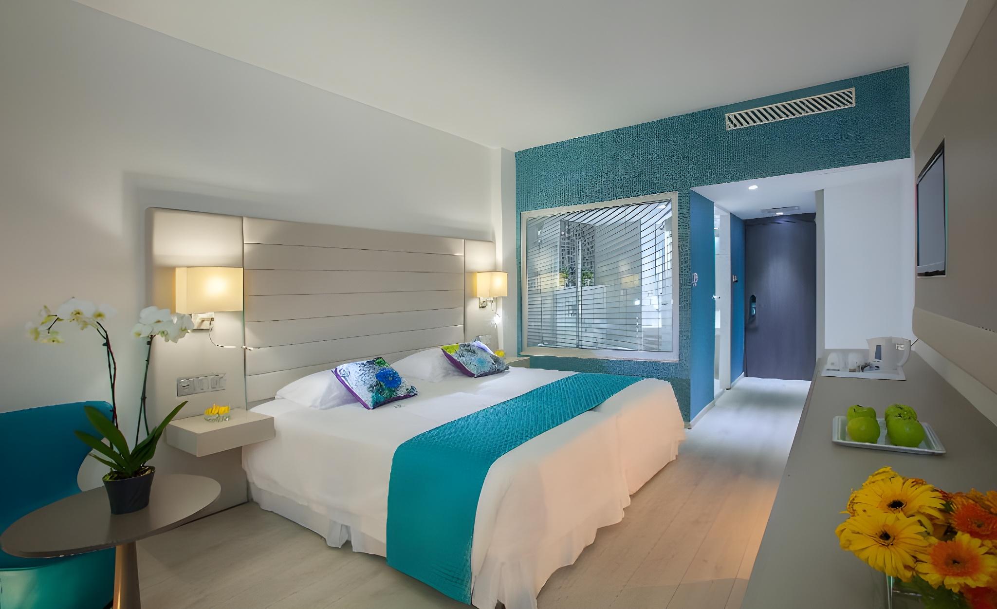 Room, Single, Single Bed, Inland View