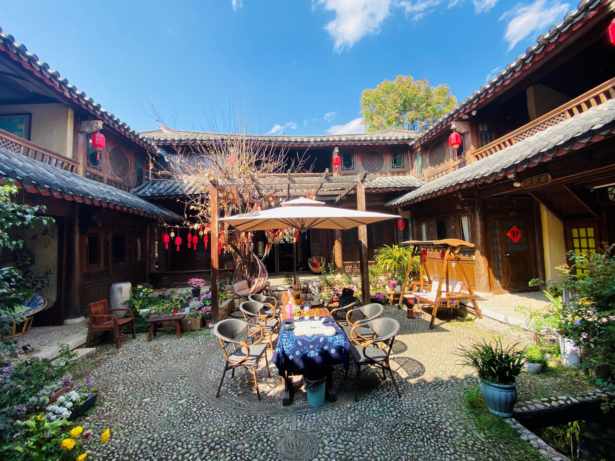 Blossom Hill Inn-Neverland HOTEL 40/50