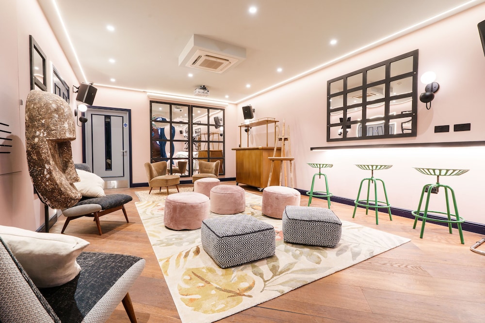 The Camden Town Hotel 36/46