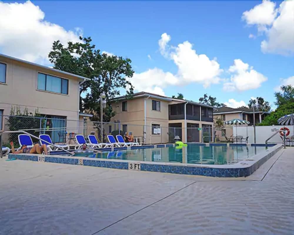 Vacation Villas 2/41