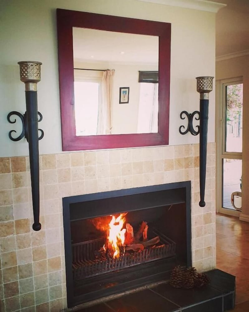 Hout Bay Breeze 2/50