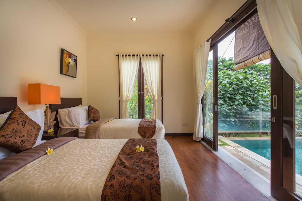 The Reika Villa 46/69