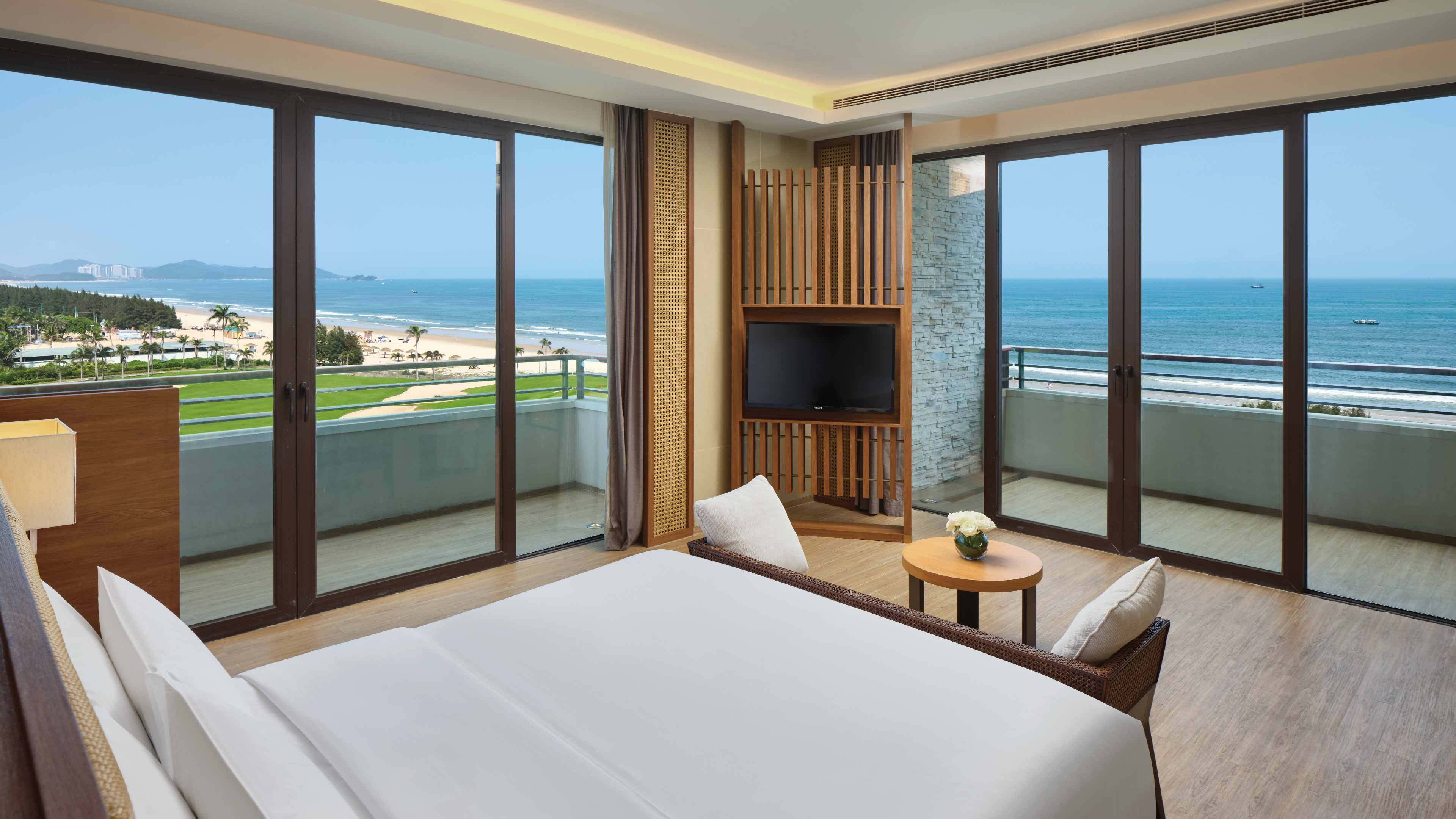 CROWNE PLAZA HAILING ISLAND 15/50