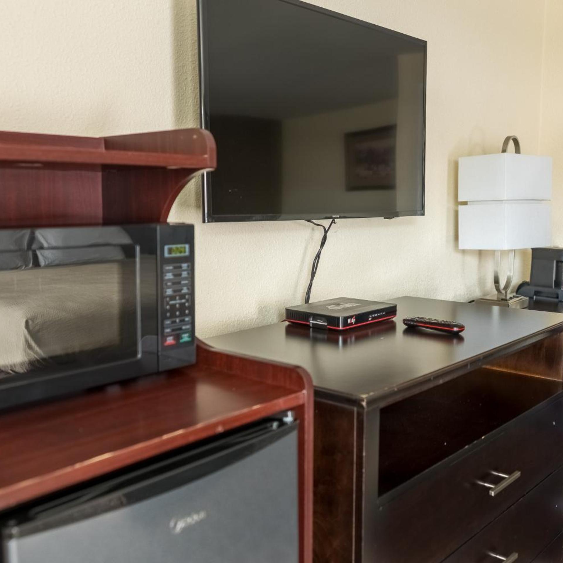 Oregon Trail Inn and Suites 22/50