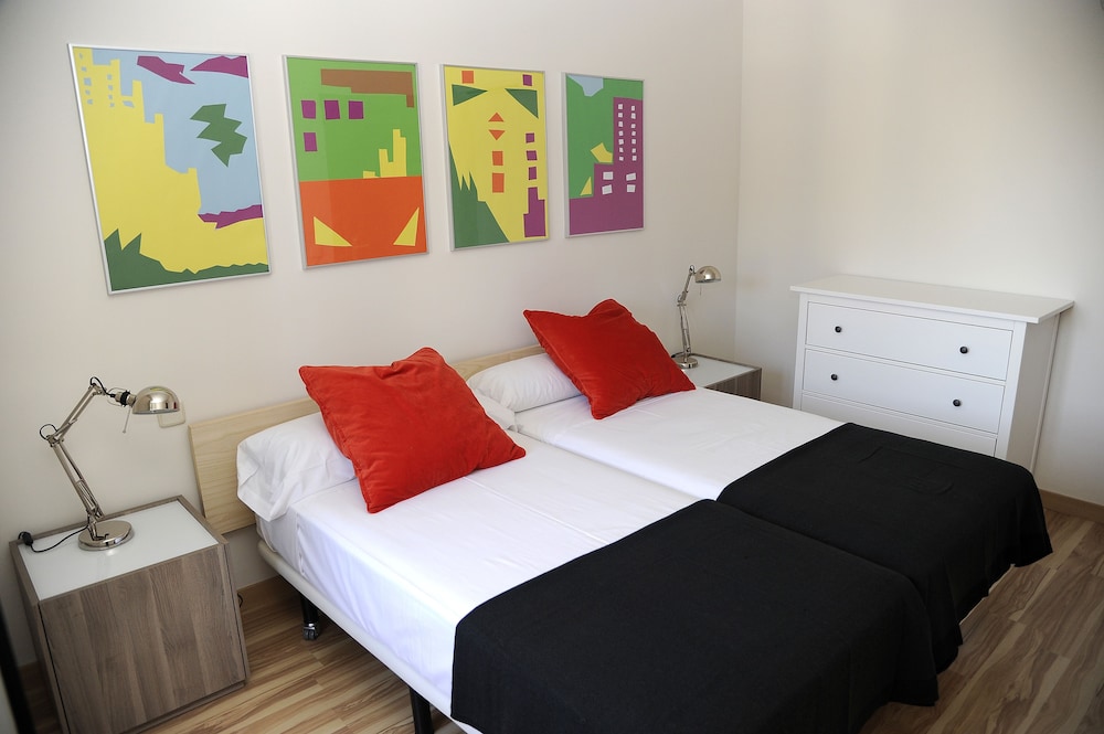 Mola Suites 13/32