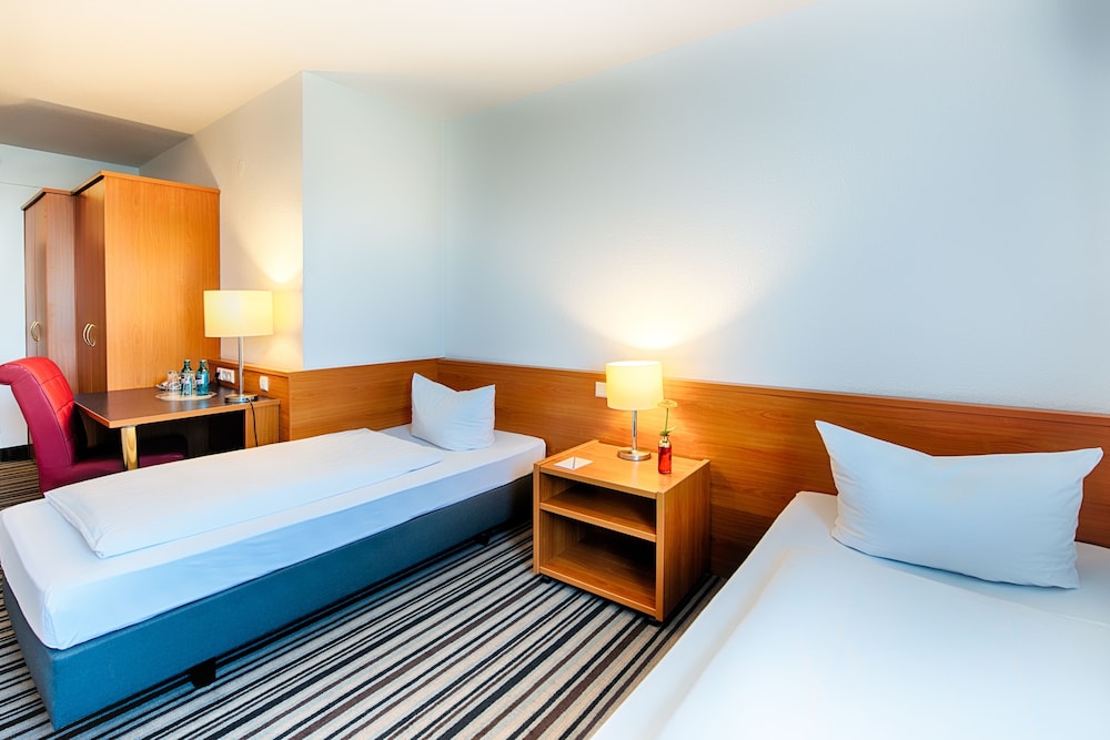 ACHAT Hotel Stuttgart Zuffenhausen 30/80