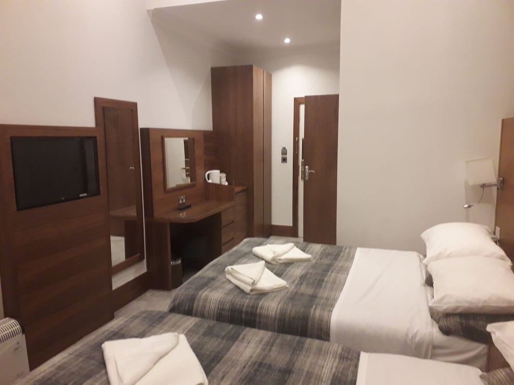 Leisure Inn Hotel 31/56