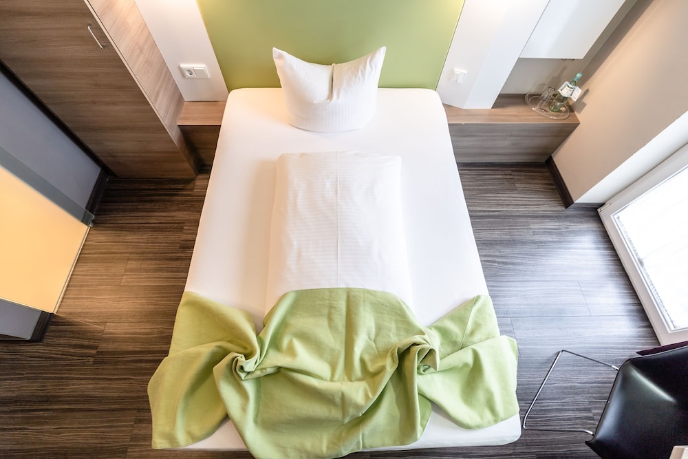 Hotel Demas City 49/72