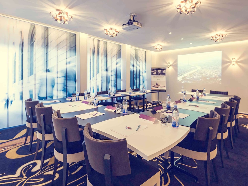 Mercure Paris Place d Italie 57/74