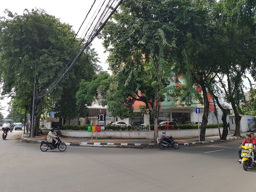N3 Hotel Zainul Arifin 29/37
