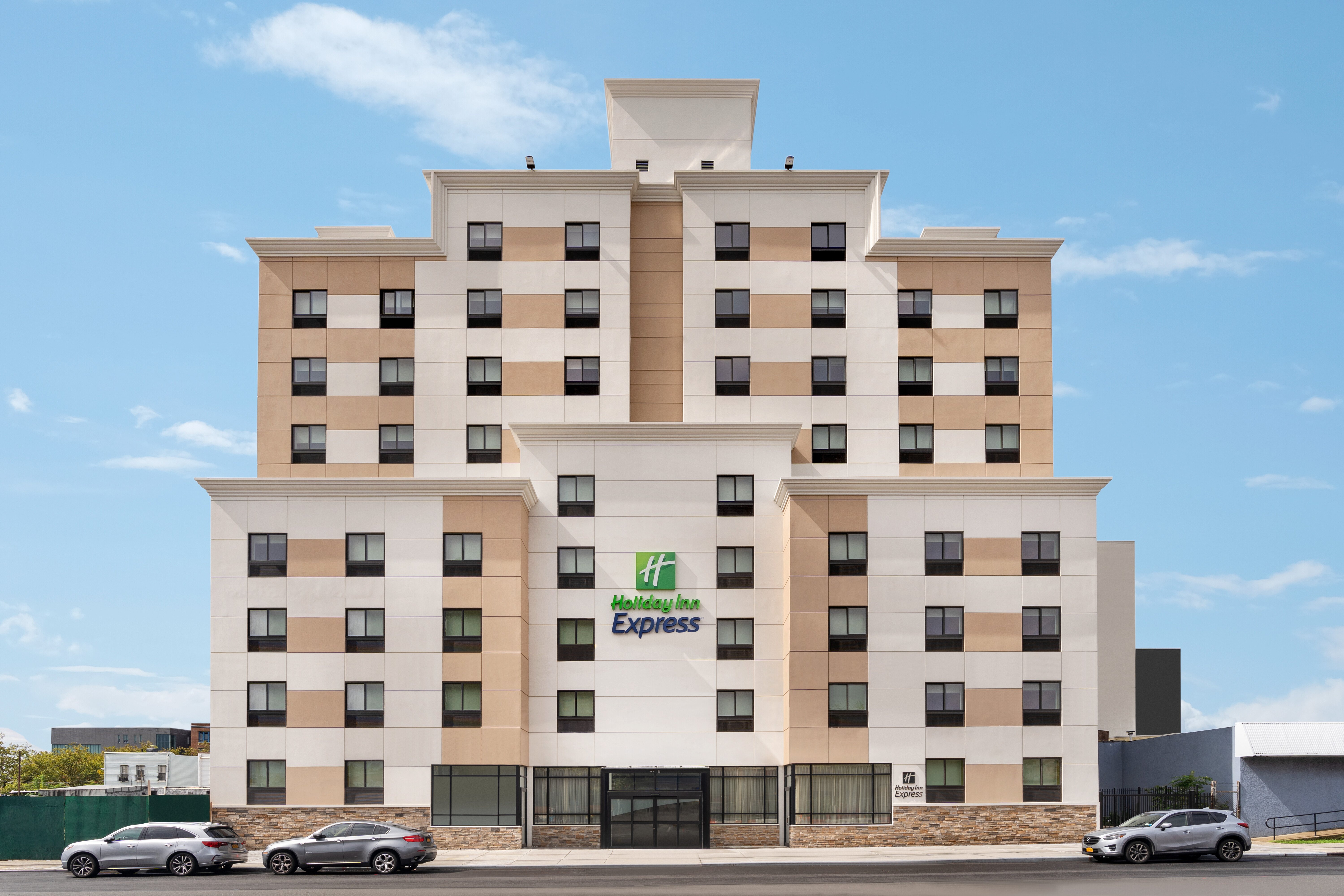 Holiday Inn Express Jamaica - Jfk Airtrain - Nyc 4/50