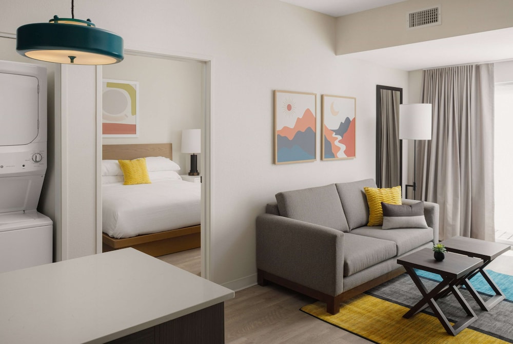 WaterWalk Extended Stay by Wyndham Huntsville 30/50
