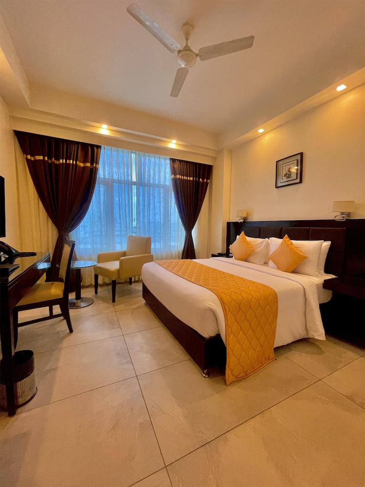 غرفة سوبيريور بسرير كينج، Best Western Tirupati Hotel 5/9