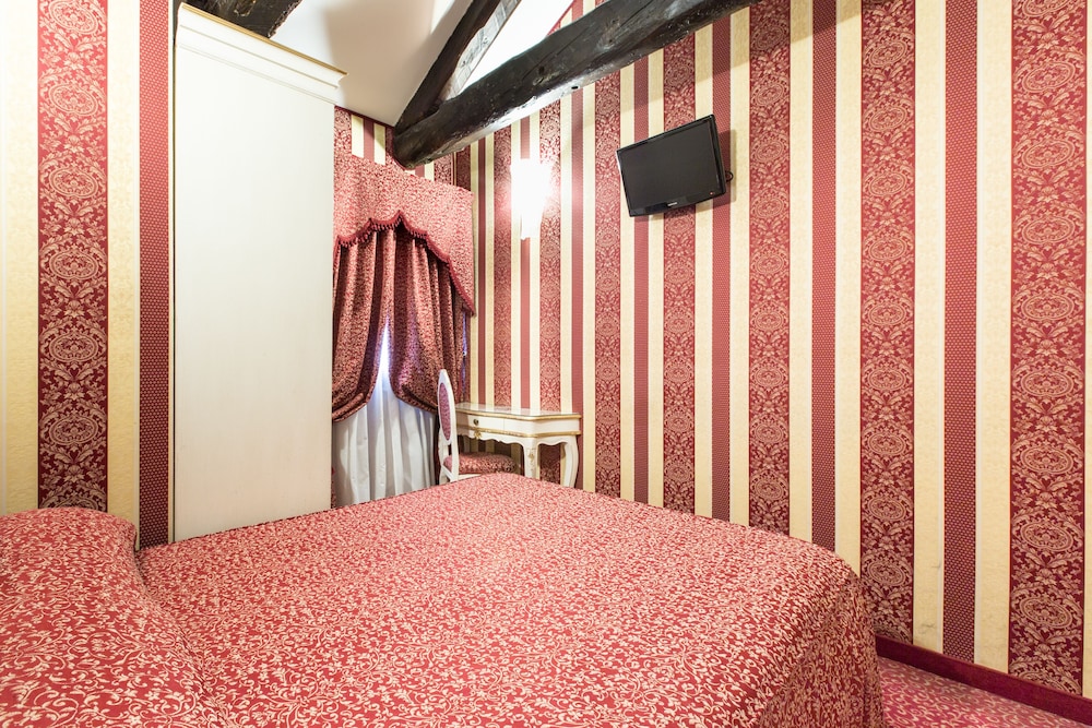 Hotel Alcyone 47/63