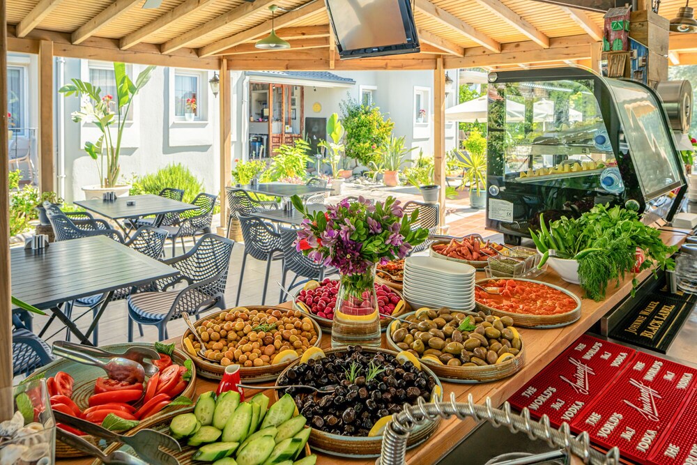 Gocek Pera Hotel 50/50
