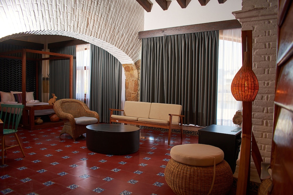 Hotel Boutique Casa Lisa (ex. by Villa Vera) 54/84