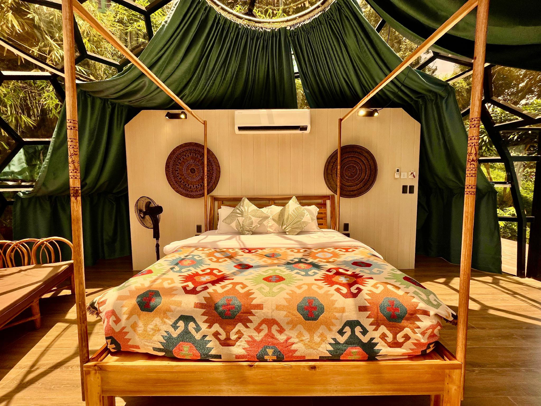 Dome, King Bed, Sea View