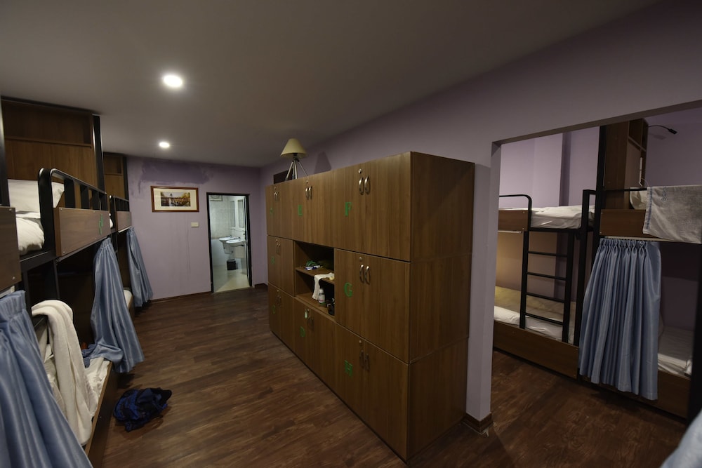 Ibiz City Hostel 24/30