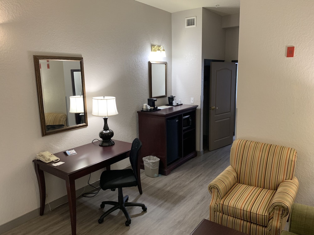Country Inn & Suites By Radisson Jacksonville West Fl 26/33