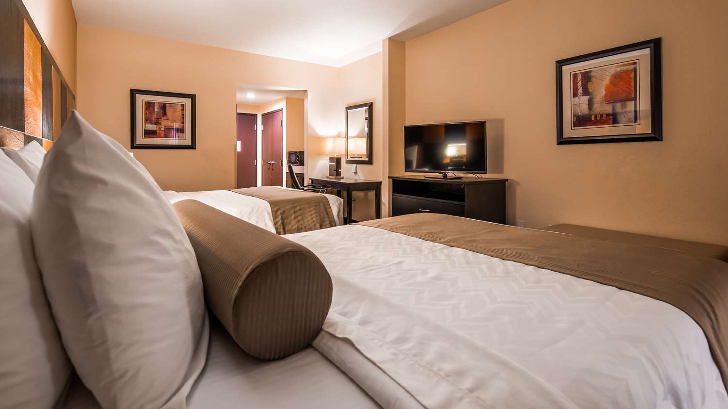 غرفة بسريرين كوين يُسمح فيها بالحيوانات الأليفة، Best Western Plus Airport Inn Suites Salt Lake City 4/6