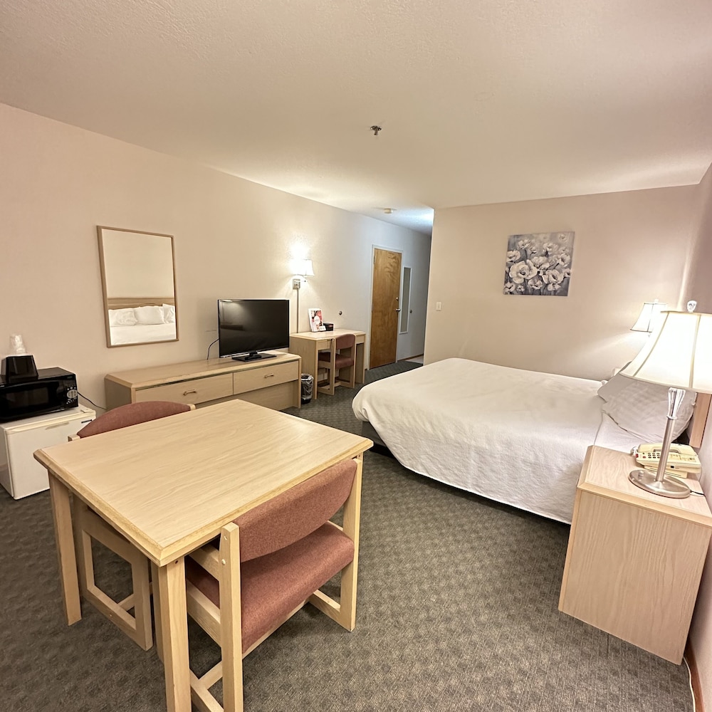 Timberland Inn & Suites 21/63