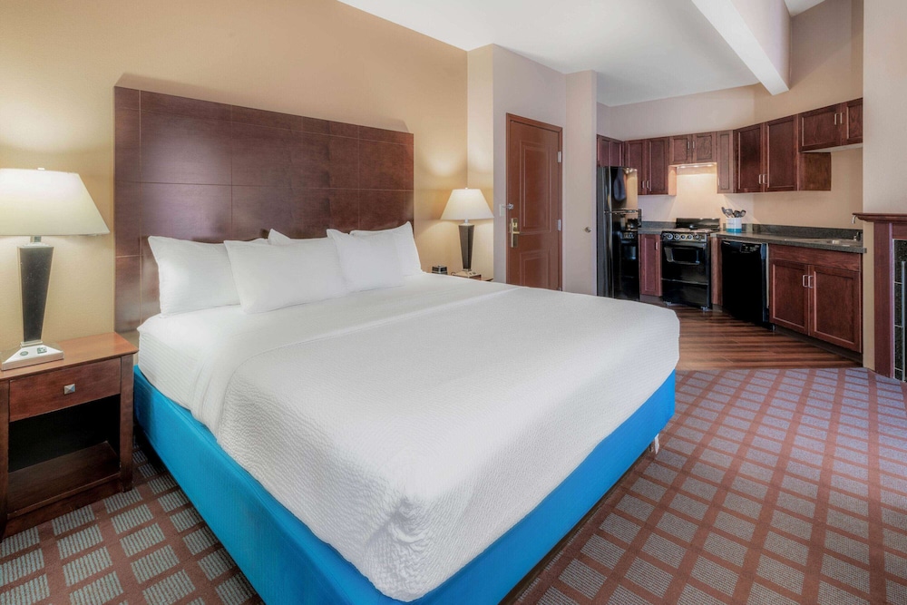 La Quinta Inn & Suites by Wyndham Bozeman 7/33