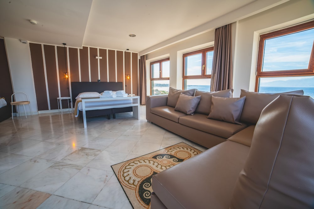 Hotel Continental 34/41