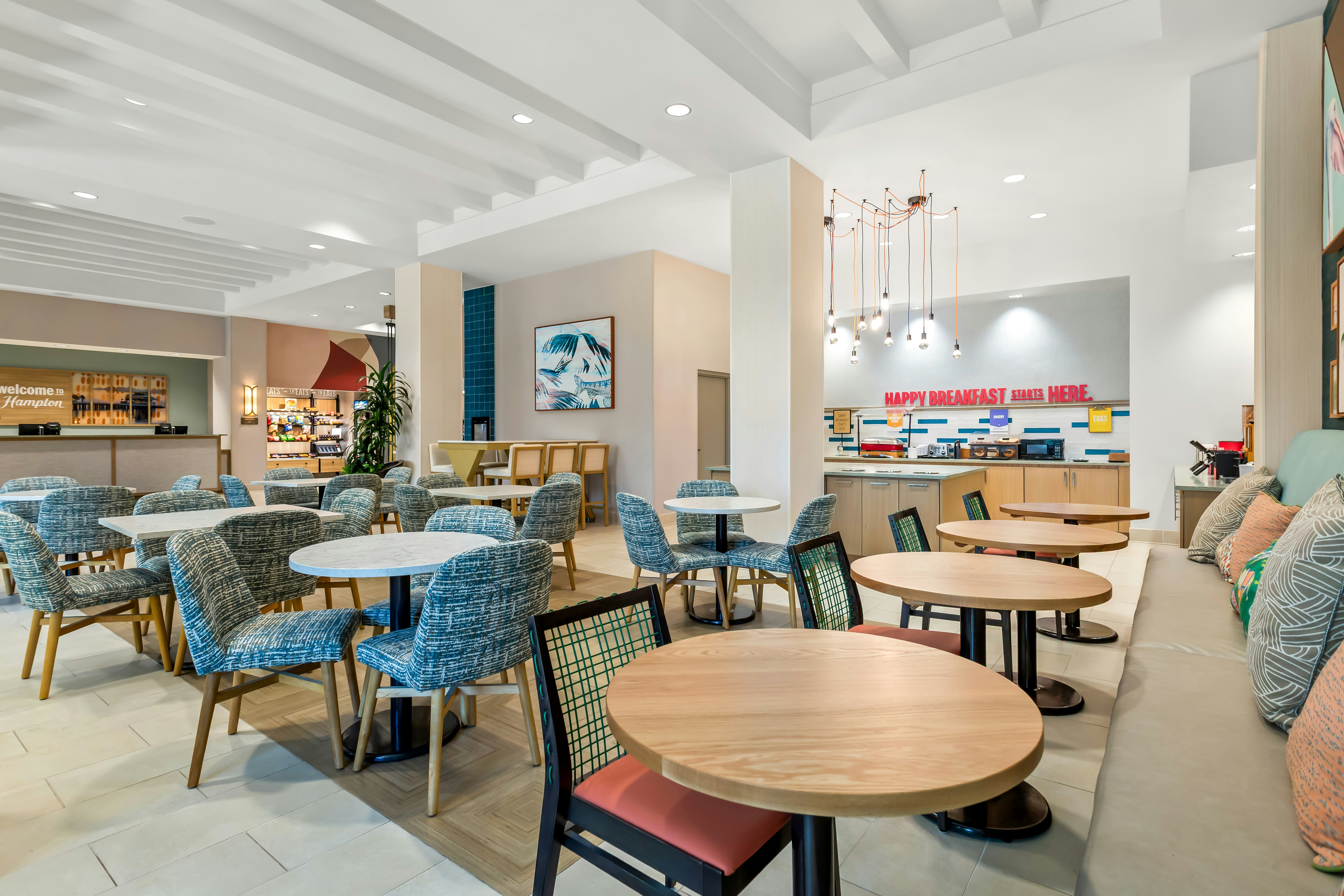 Hampton Inn Suites St Petersburg Downtown 31/51