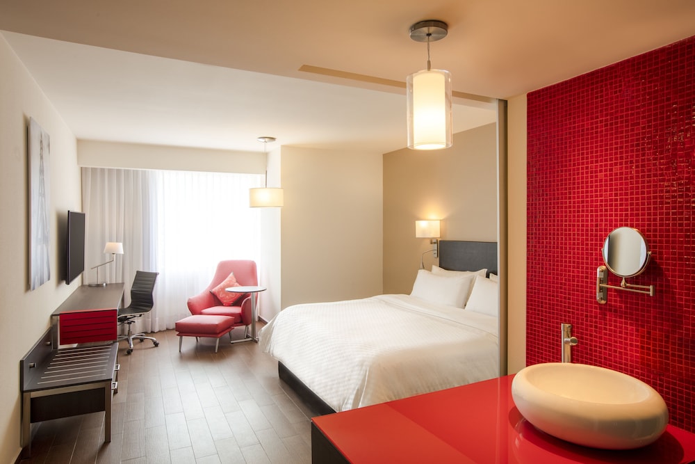 Fiesta Inn Express Monterrey Centro 16/57