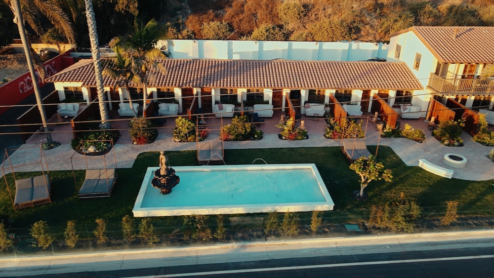 Capistrano Seaside Inn 26/50