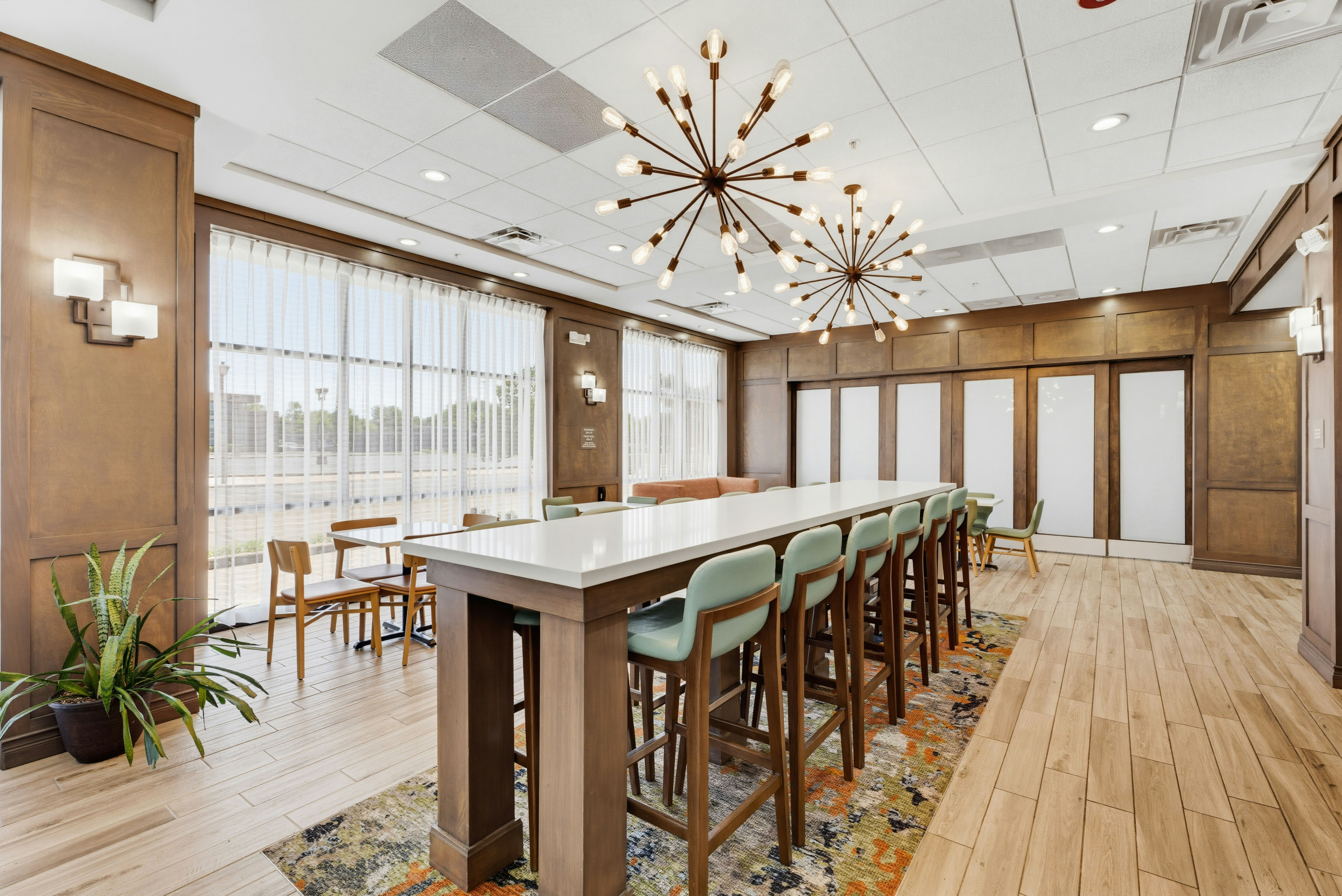 Hampton Inn by Hilton Detroit Dearborn 15/43
